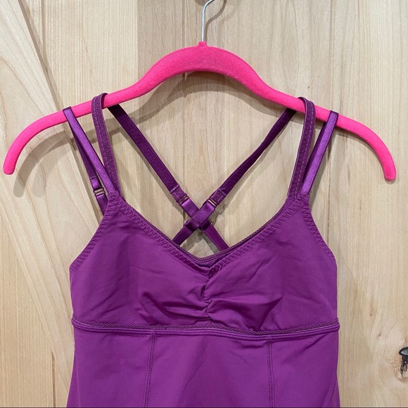 Lululemon Warrior Hot Tank Sz 4 Dewberry Raspberry - Picture 4 of 11